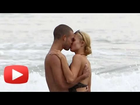 Paris Hilton KISSING New Boyfriend Josh Upshaw Hot Or Not?